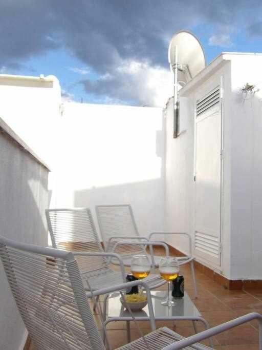 Letsmalaga - Lovely Studio In Malaga Centre Luaran gambar
